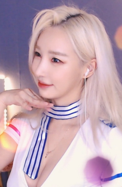 绿巨人视频免费