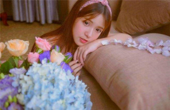 香菇影视破解版:让你抢先看到精彩内容的视频播放器