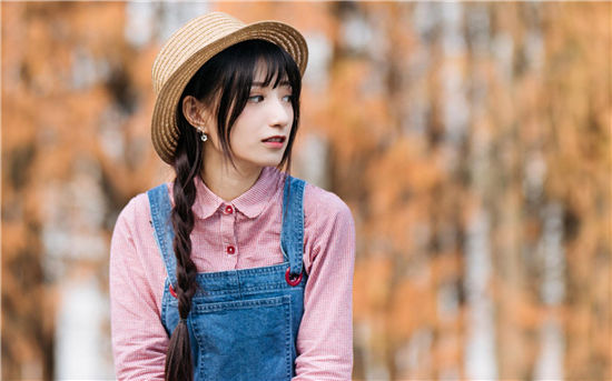 蝶恋直播app下载安装：帅哥美女大秀才艺让你拍手叫好