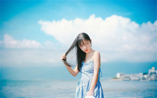 狐狸播放器破解版:在这款视频软件看视频支持离线下载