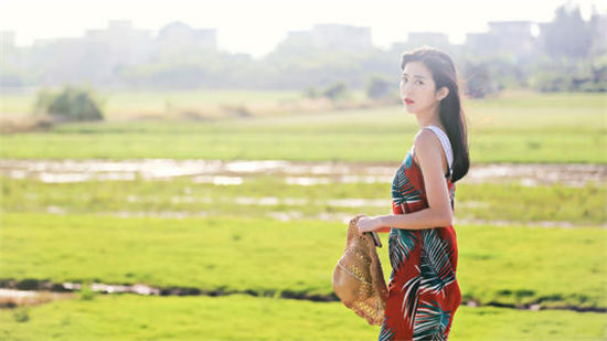 整点影视app：这款手机视频播放器的操作一点都不难