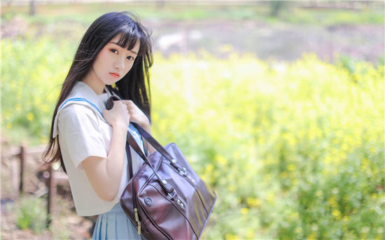 77直播平台app官方版：这里有不同主题的视频直播间