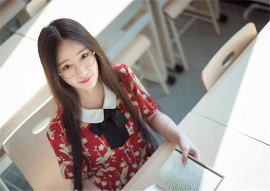 夜猫直播平台最新版：视频直播主题各不相同