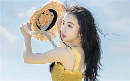 旧版草莓丝瓜向日葵黄瓜榴莲免费:看电影不用付费