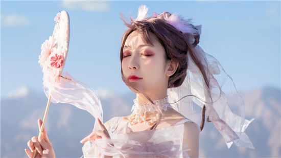 草莓茄子视频app深绿巨人免费：看电影不收费