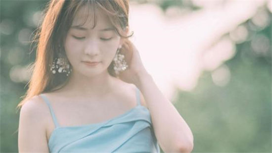 泡芙短视频app破解版视频无限看:不用花钱看短视频