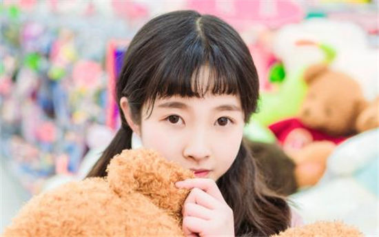 草莓茄子视频app深绿巨人app:电影播放画面非常高清