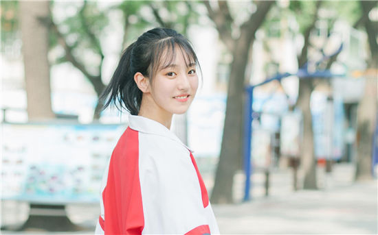 富二代app无限次破解版下载安卓版:短视频内容无广告植入