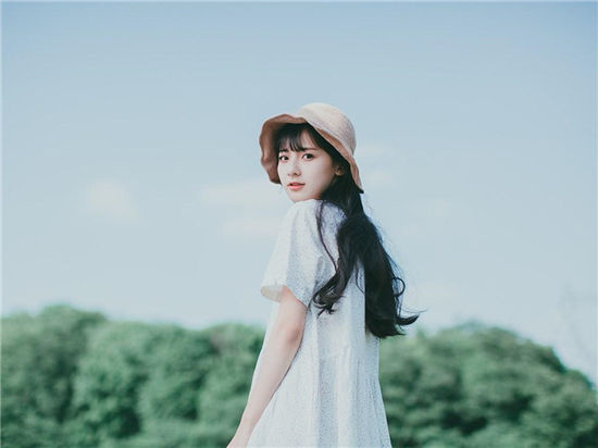 向日葵app视频下载网址进入官方最新版:热门电影不要钱