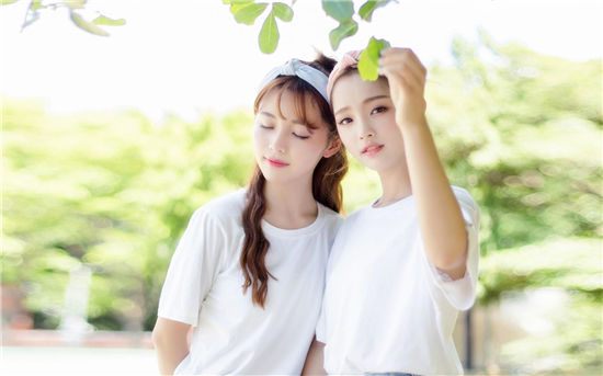 鸭脖草莓丝瓜向日葵芭乐精简版:挺好用的一款视频播放器
