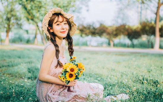 小猪视频丝瓜视频鸭脖ios：火爆的电影视频都不要钱