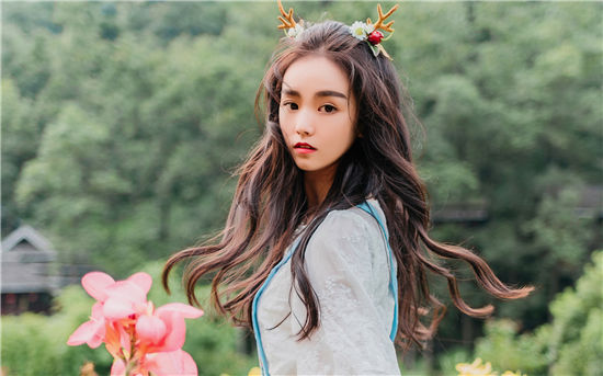 绿巨人破解盒子app聚合直播黑科技:免费看火爆的电影视频