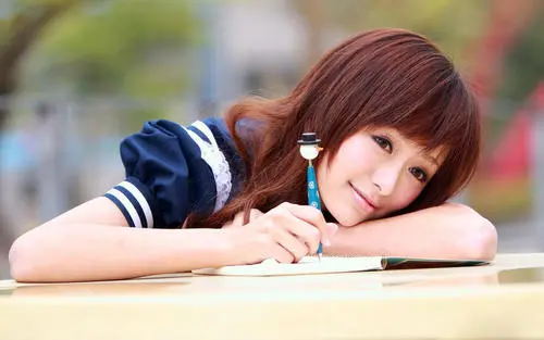 榴莲视频app应用宝下载破解版-热门的电影视频无广告打扰