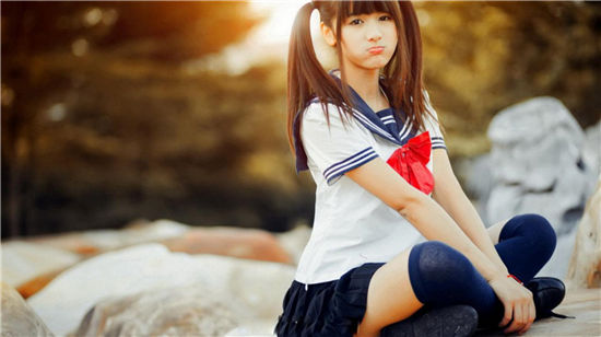 草莓秋葵菠萝蜜黄瓜丝瓜绿巨人破解版-你可以尽情看电影