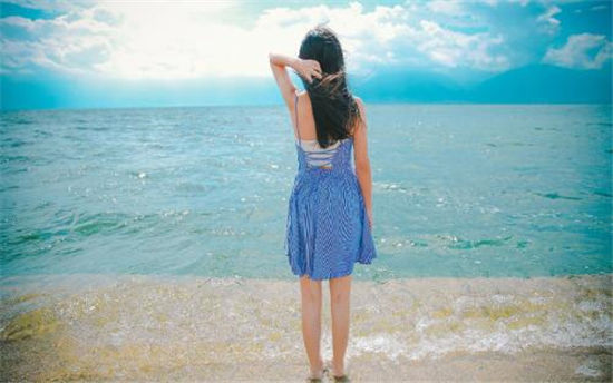 草莓榴莲丝瓜小猪无限看免费版-看电影的感觉真的很爽